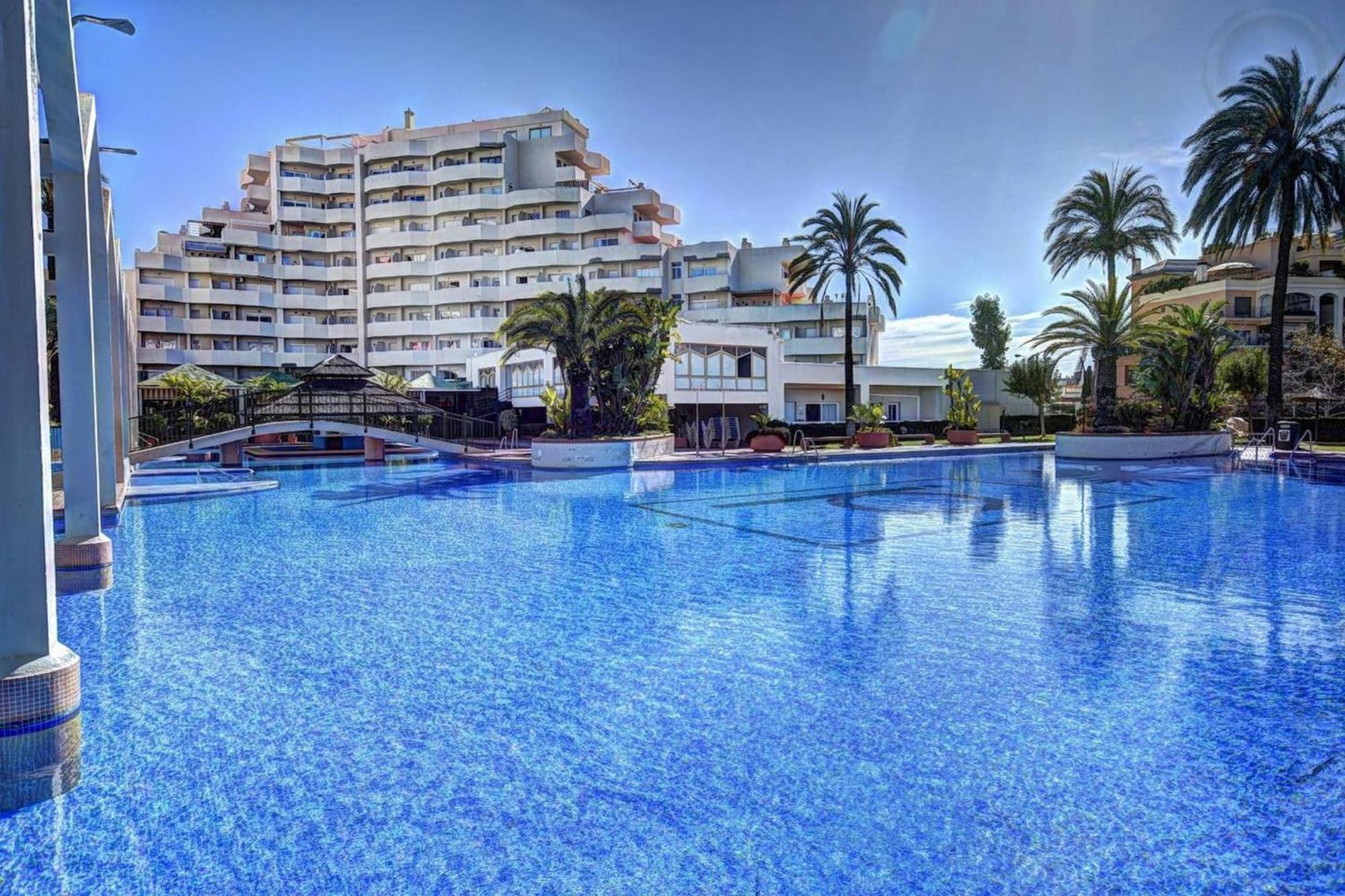 Appartement Benalbeach With Side Sea Views